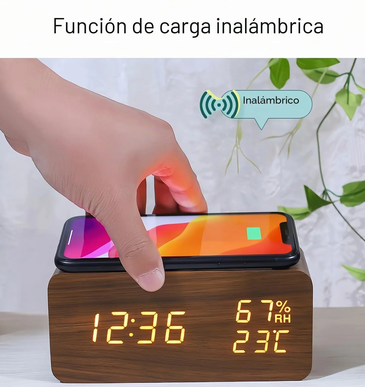 Reloj Despertador Digital con Carga Inalámbrica LED Pantalla de Temperatura y Humedad 3 Alarmas Brillo Ajustable Control de Sonido para Dormitorio Casa Oficina (Marrón)