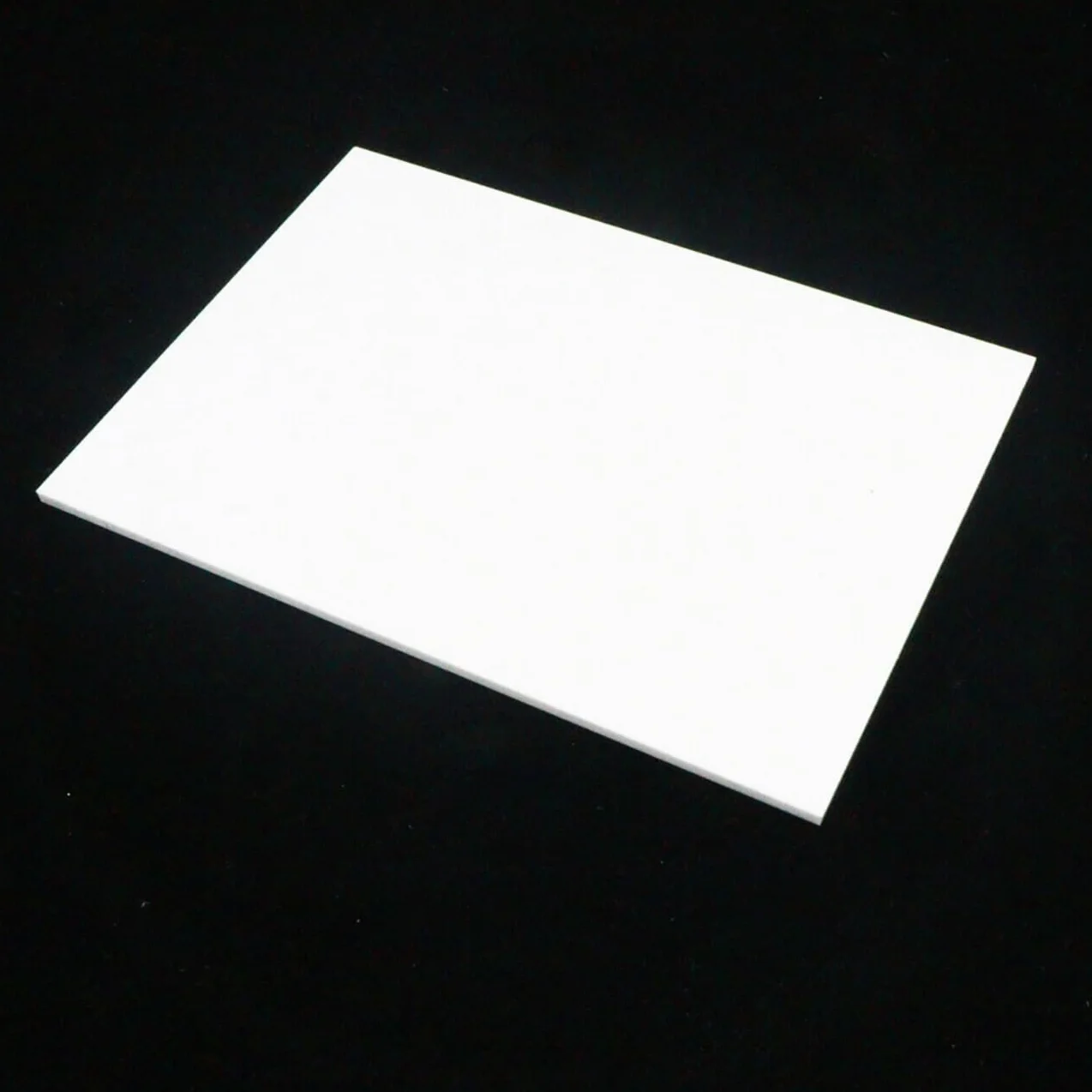AtHaus Acrílico Blanco Ópalo 2 mm 700 x 600 mm Corte CNC Efecto vidrio esmerilado Transmisión de luz 30% UV resistente
