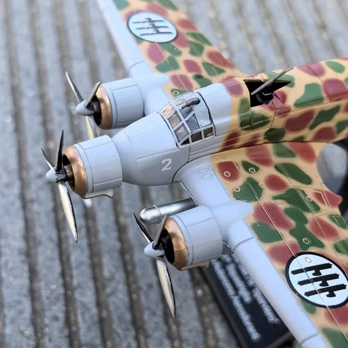 DAGIJIRD Modelo de avión de aleación de simulación 1:144 aleación WWII Italia SM.79 Sparviero modelo bombardero