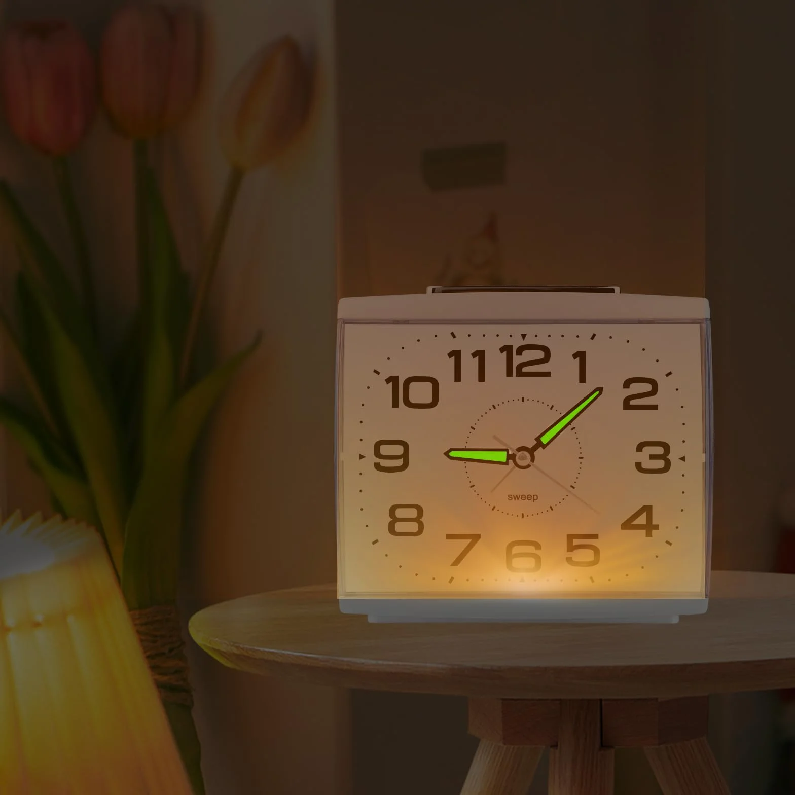 Reloj Despertador Analógico Silencioso Sin Tictac,Reloj de Mesita de Noche con Luz,Snooze y Gran Esfera,Despertador Clásico con Pilas para Dormitorio y Mayores Regalo