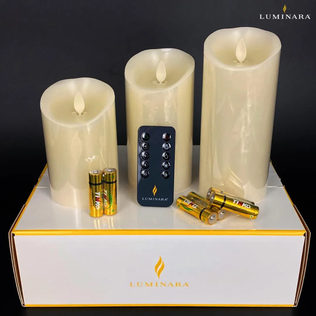 Luminara - Juego de 3 velas pilares LED de cera de efecto llama (mando a distancia), color marfil