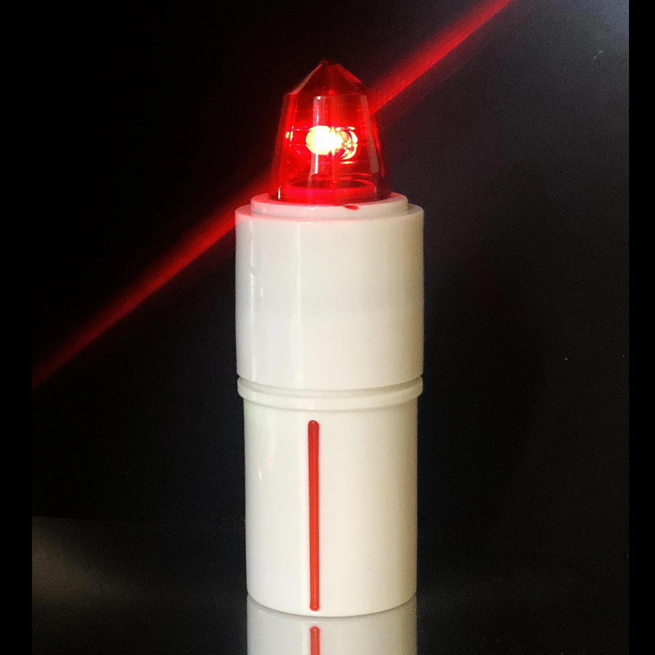 LÁMPARA ELECTRÓNICA VOTIVA PARA CEMENTERIO - BATERÍA DE LARGA DURACIÓN 1,5 AÑOS/8 MESES | Velas LED a pilas para cementerio de larga duración 245/547 días. (ROJO INTERMITENTE, GRANDE - NICHOS)