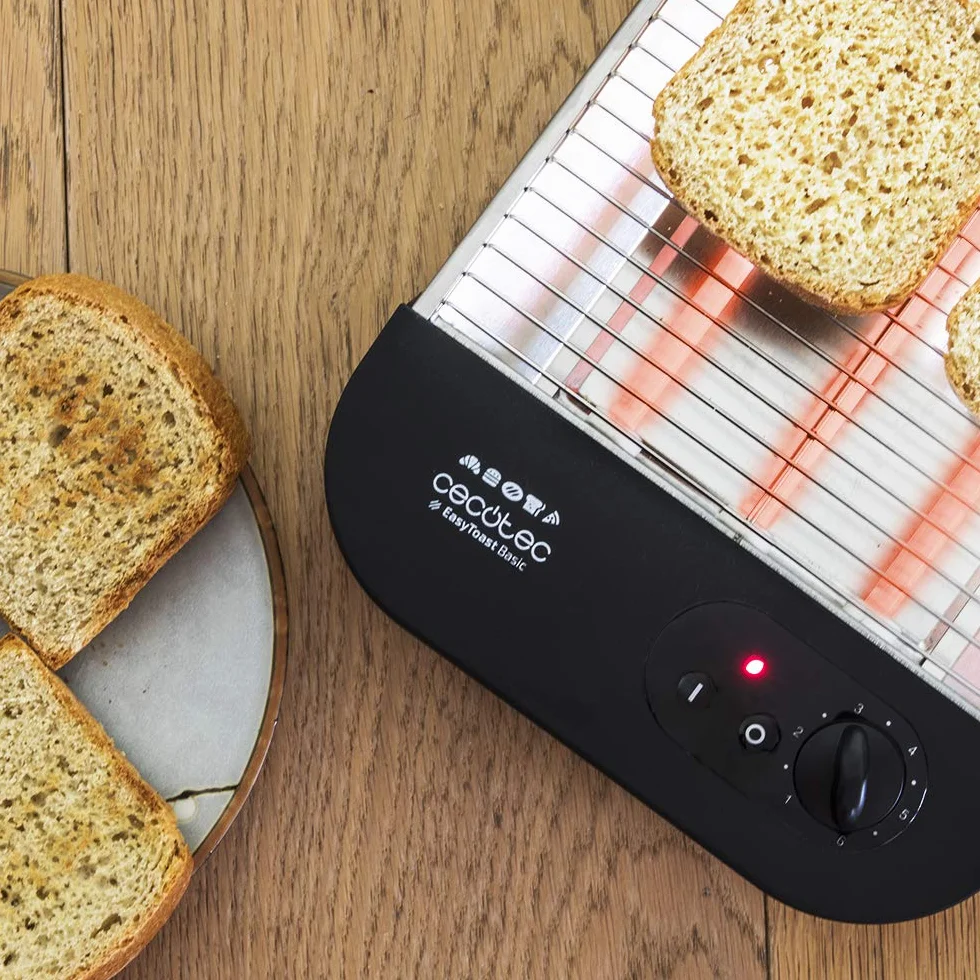 Cecotec Tostador Plano Horizontal Turbo Easytoast Basic. 900 W de Potencia con 6 Niveles, 3 Resistencias de Cuarzo, Bandeja Recogemigas y Hueco Recogecables, Indicador Luminoso, 31X35 Cm, Negro