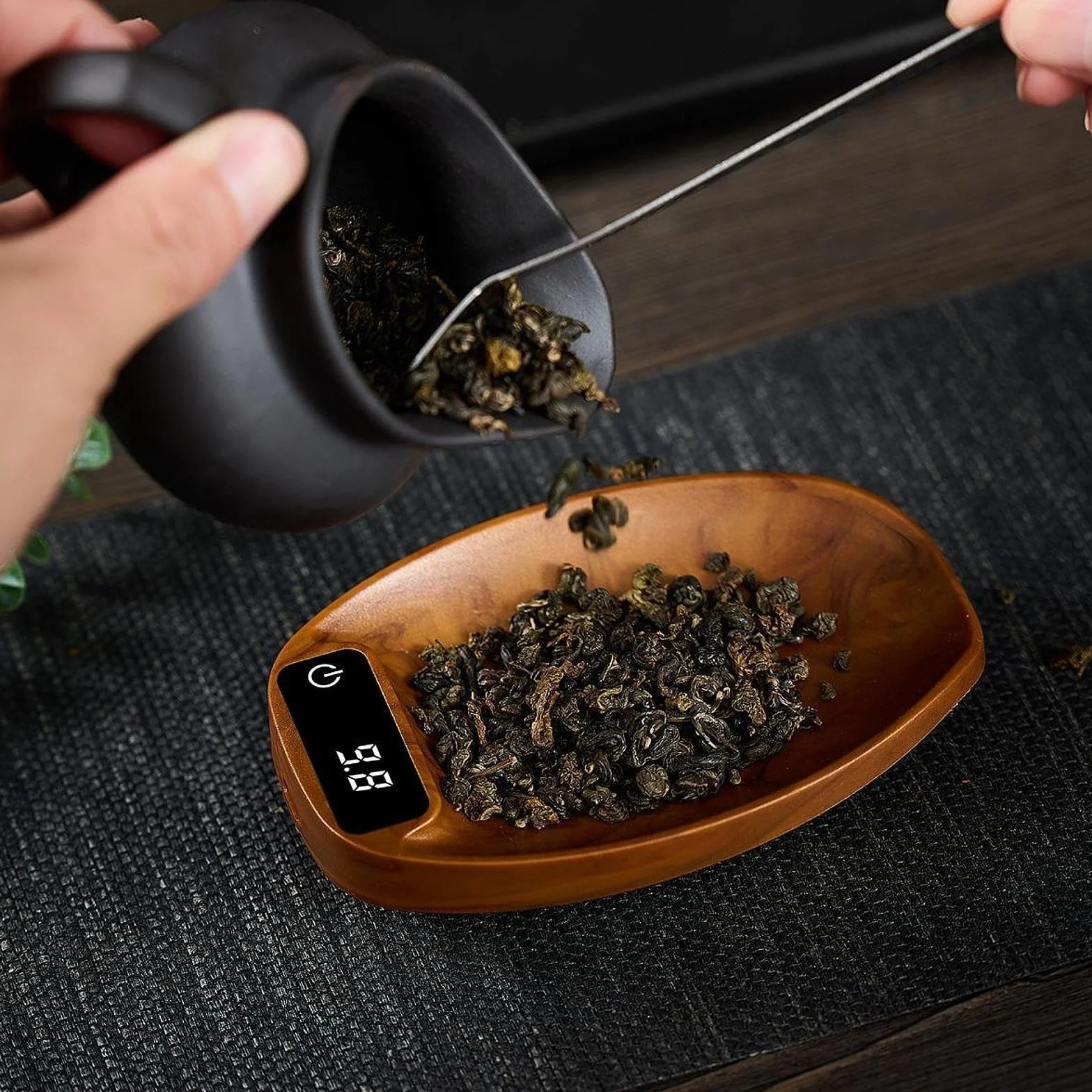 Electrónica para Medir Alimentos Té Café con Cuchara Digital Material PP Acabado Madera Diseño Pequeño Recargable USB Apta para Oficina Hogar, MarrÓn, Individual