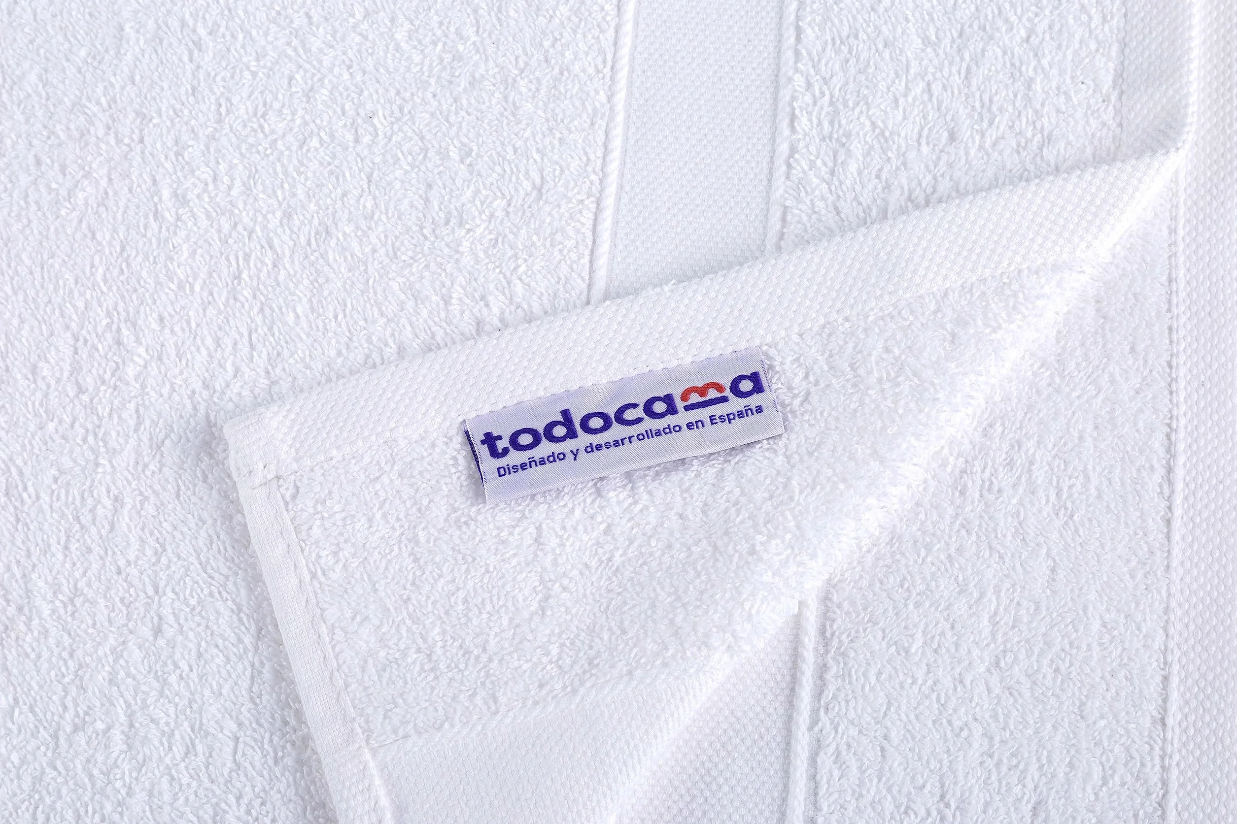 Todocama – Juego de 2 Toallas de Ducha, 100% algodón de 550 gsm Extra Suaves, Altamente absorbentes y de Secado rápido. Medida 70x140 cm, Color Blanco.